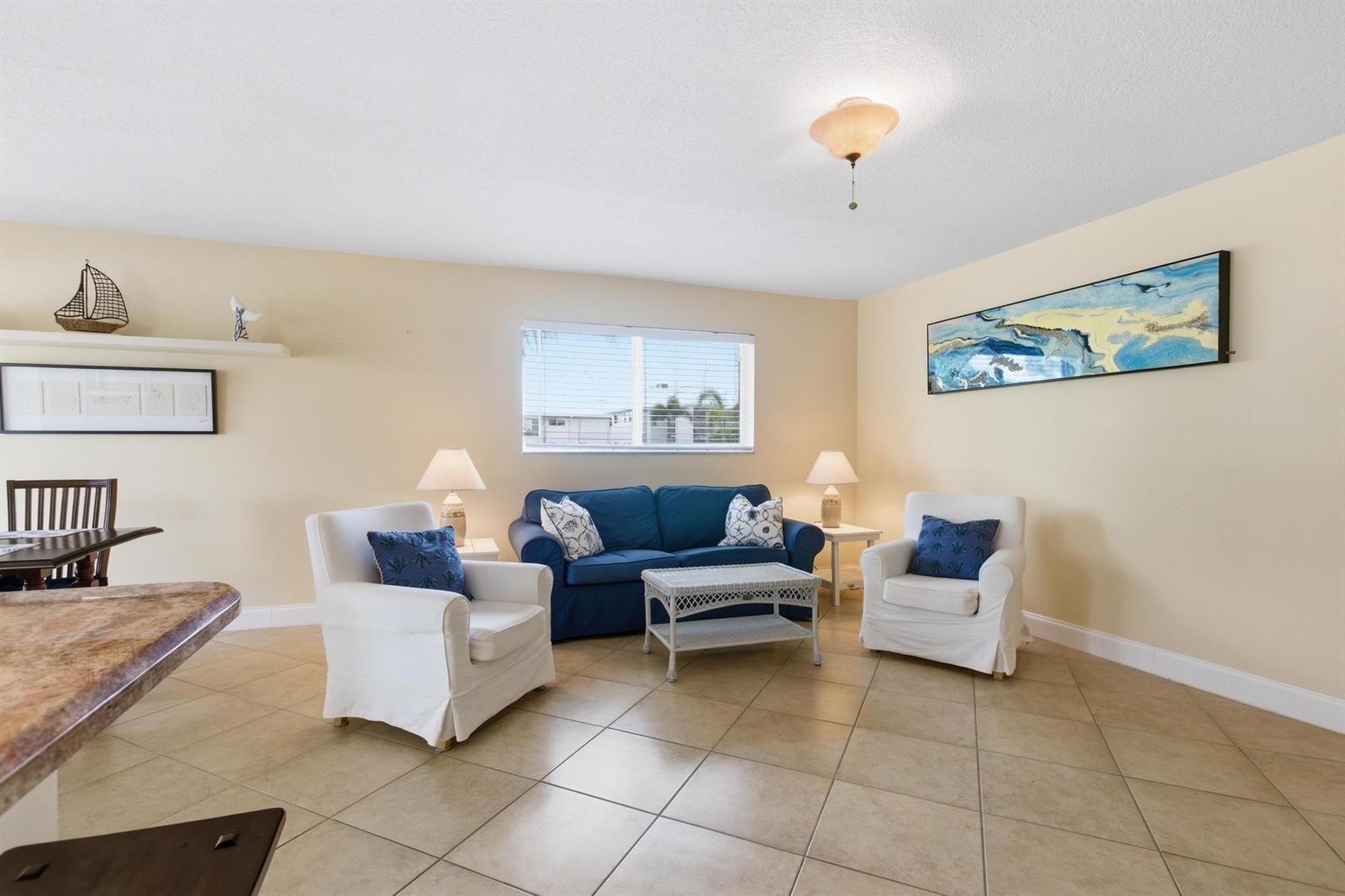 34 Colonial Club Drive # 204, Boynton Beach FL 33435 photo 3