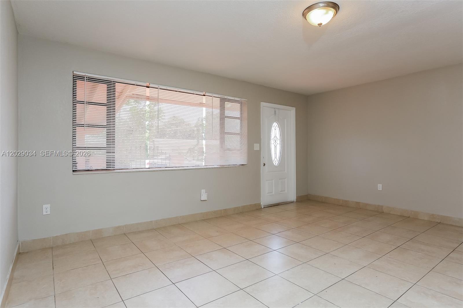 731 NW 175th Dr, Miami Gardens FL 33169 photo 4