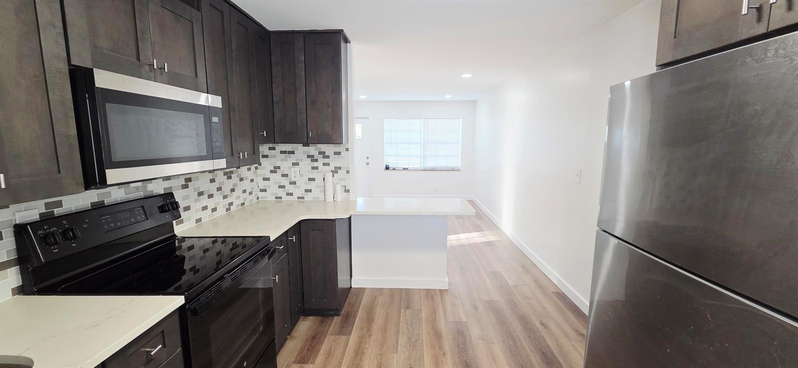 765 W 7th Street # B, Riviera Beach FL 33404 photo 2