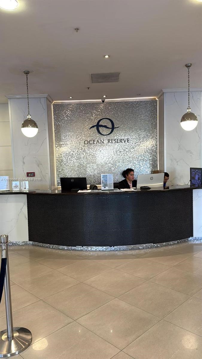 19370 Collins Ave # 1005, Sunny Isles Beach FL 33160