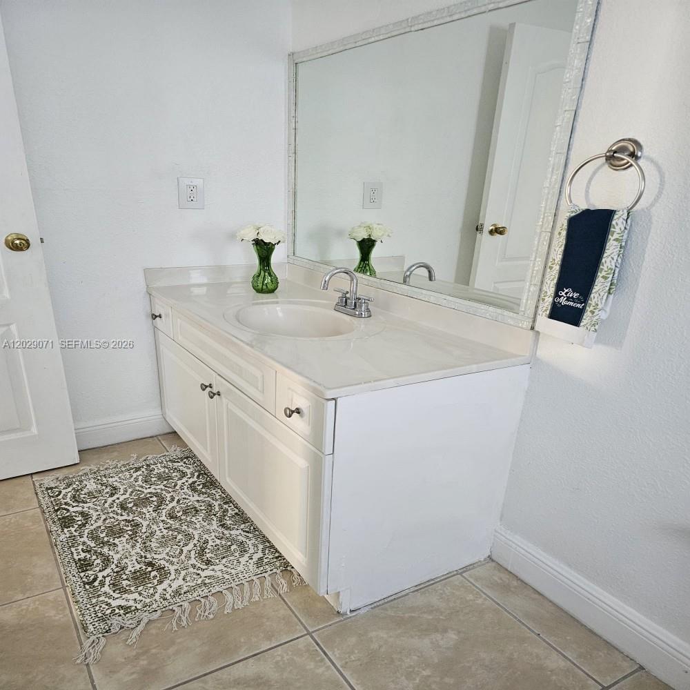 5241 Geneva Way # 202, Doral FL 33166 photo 4