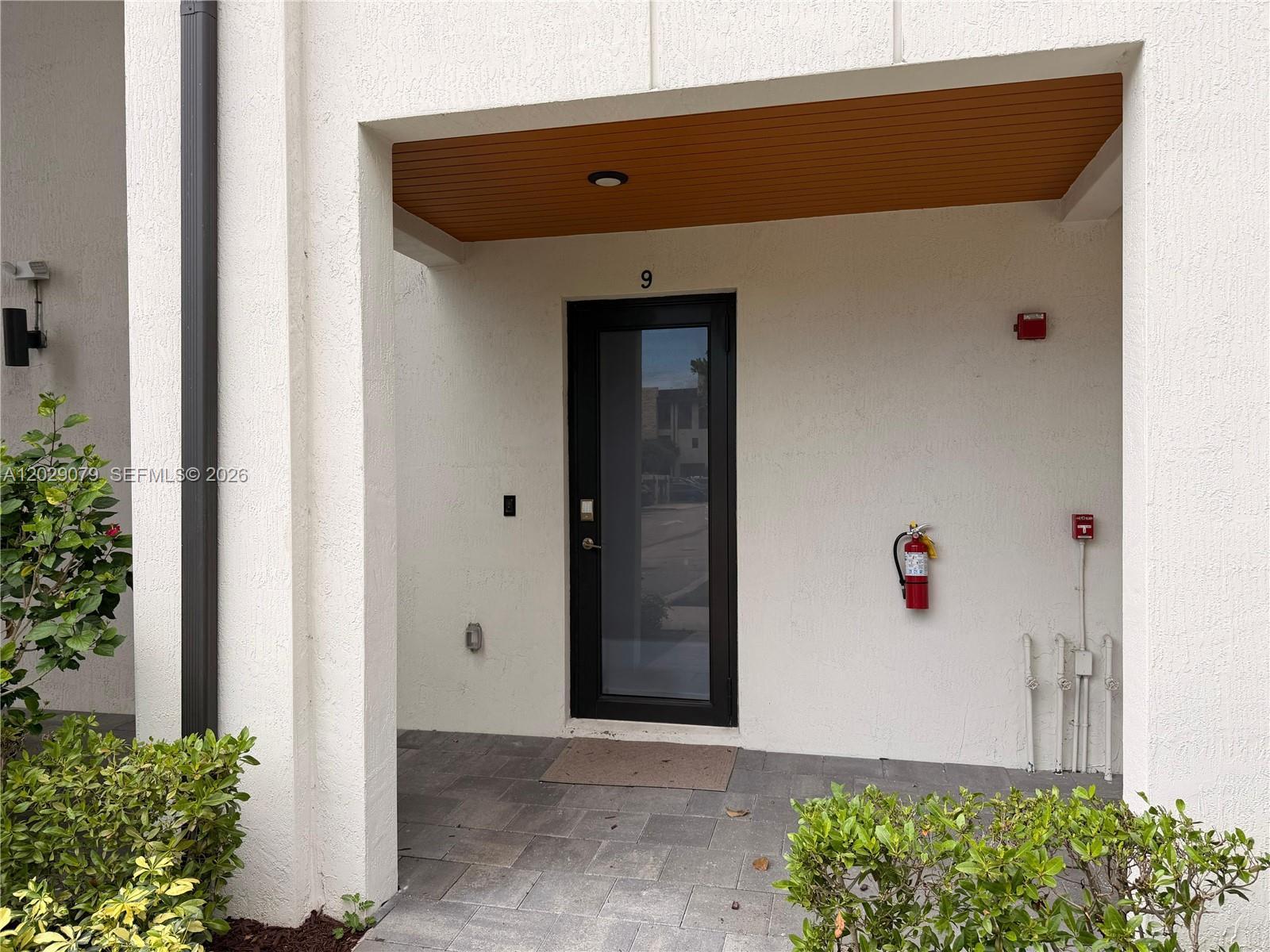 10407 NW 82nd St # 9, Doral FL 33178 photo 4