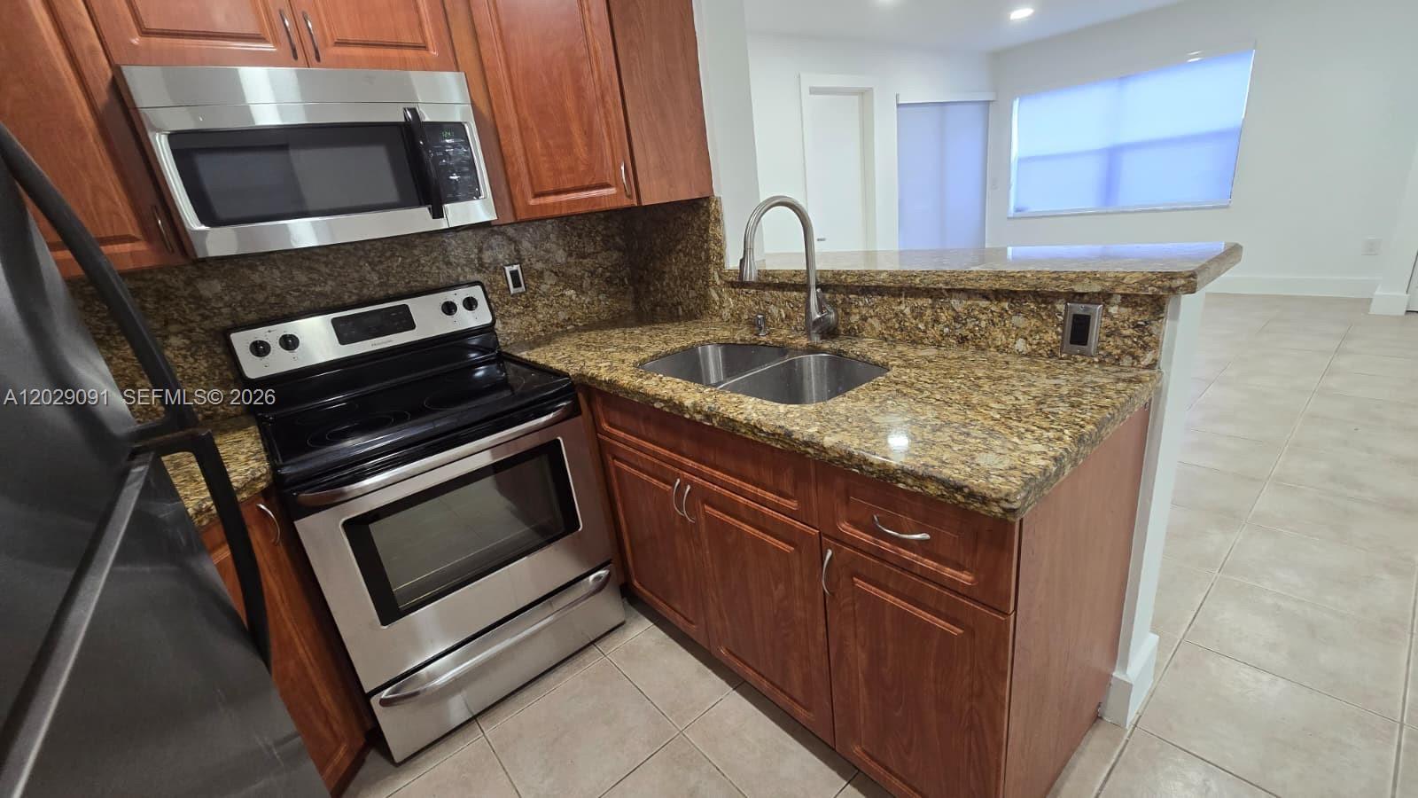 6515 W 26th Dr # 38, Hialeah FL 33016 photo 4