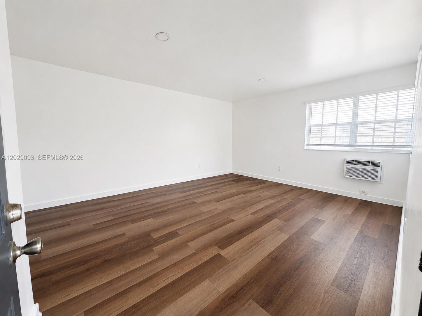 500 13th St # 15, Miami Beach FL 33139 photo 3