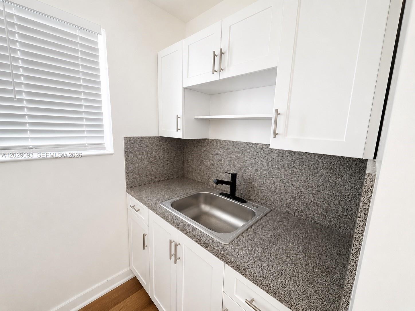 500 13th St # 15, Miami Beach FL 33139 photo 5