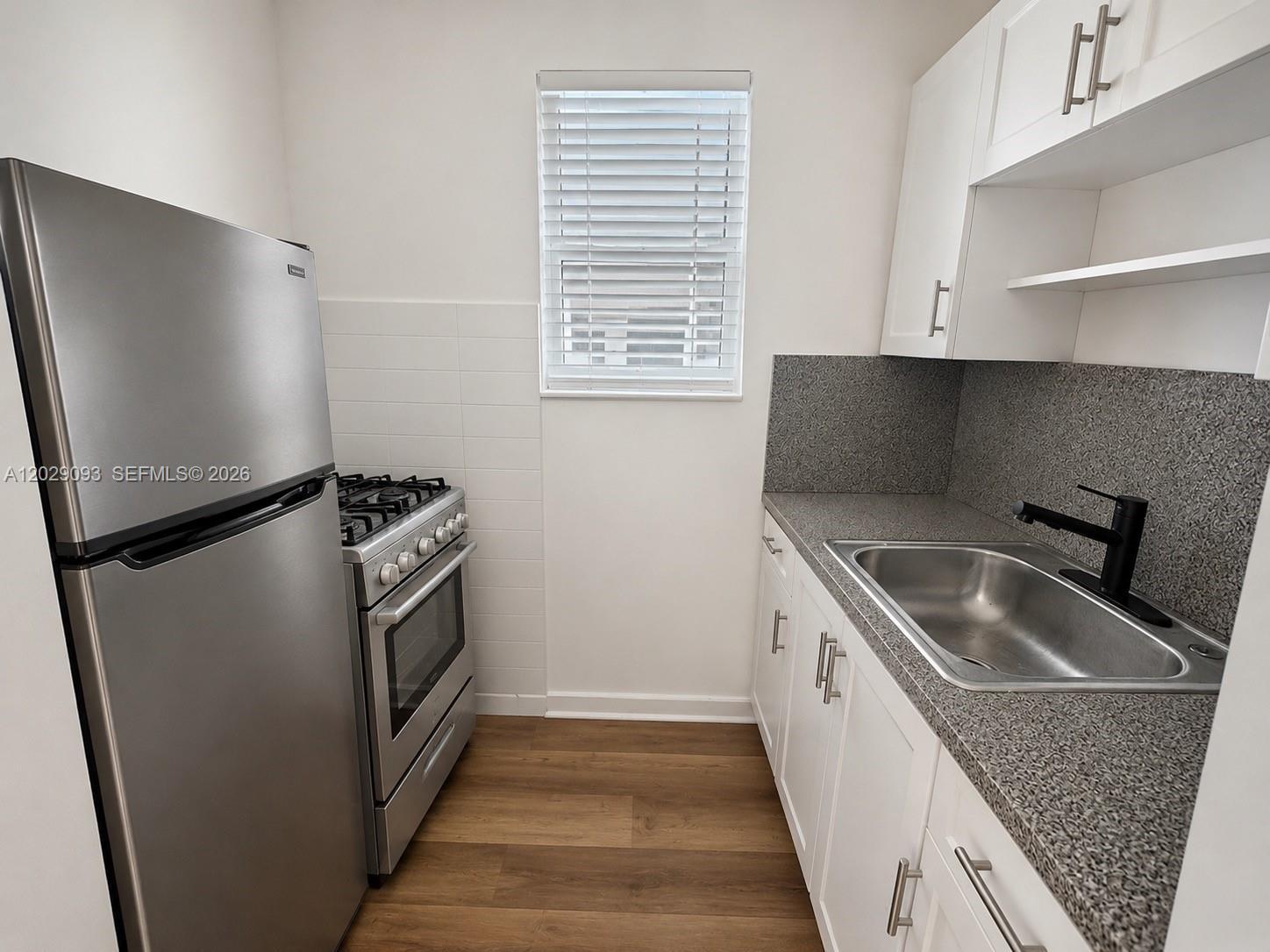 500 13th St # 15, Miami Beach FL 33139 photo 4
