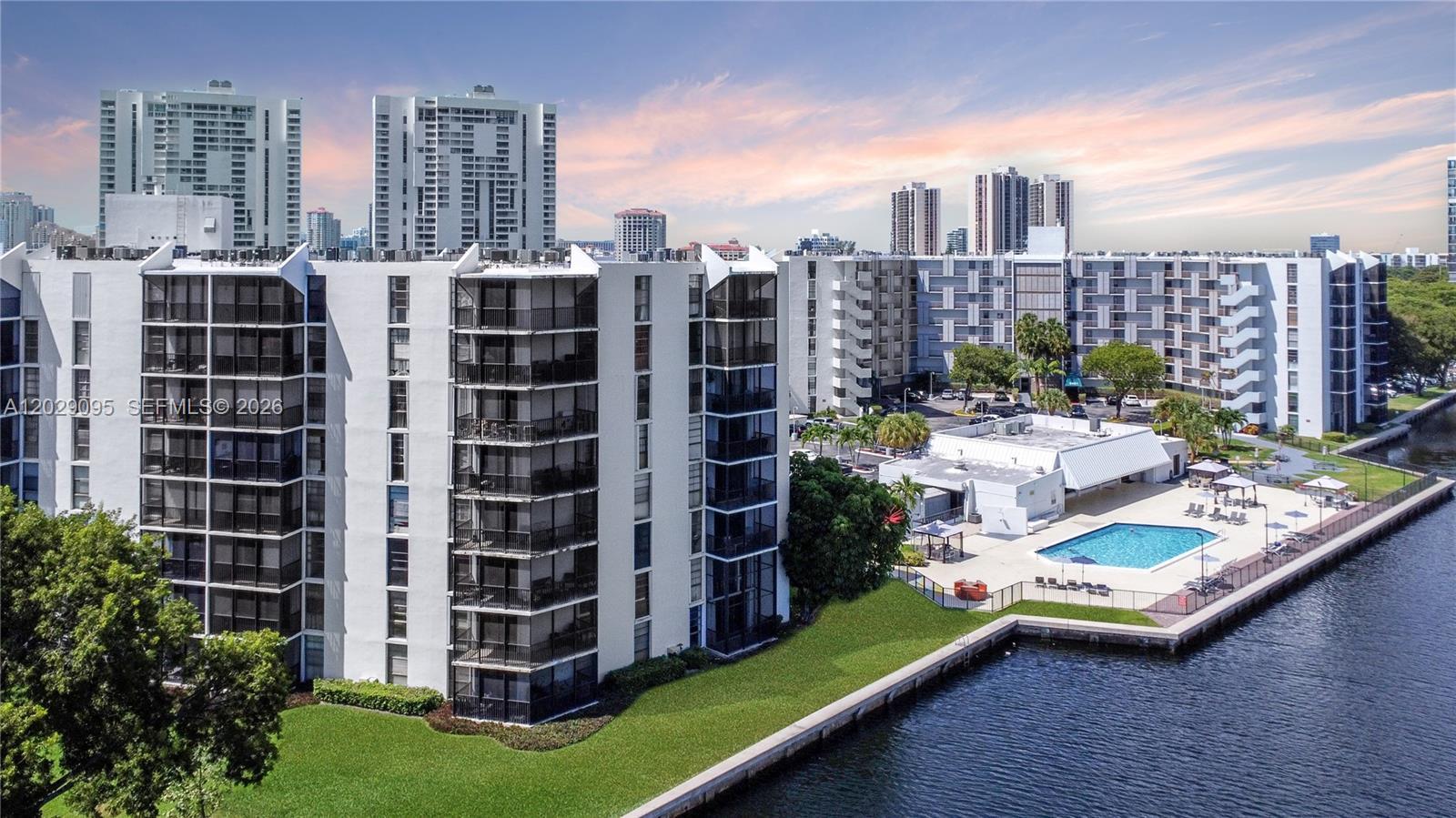 3475 N Country Club Dr # 503A, Aventura FL 33180