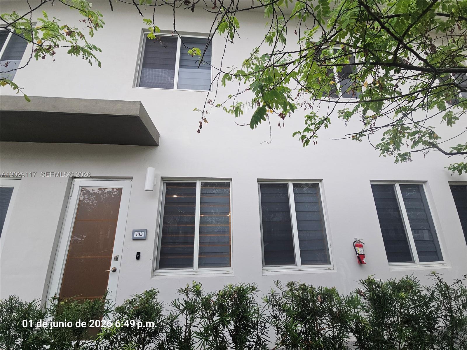 6453 NW 102nd Path # 103, Doral FL 33178
