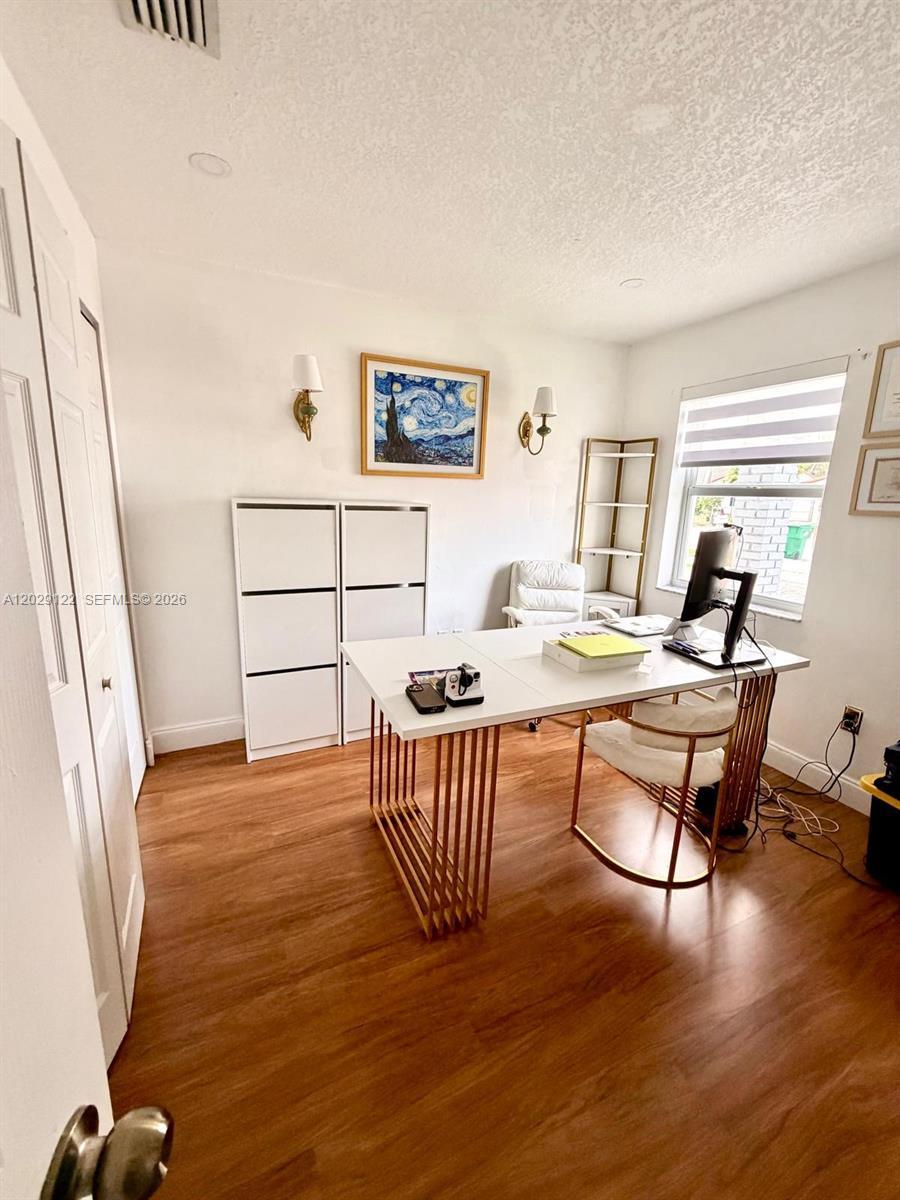 13336 NW 5th Ter, Miami FL 33182 photo 5