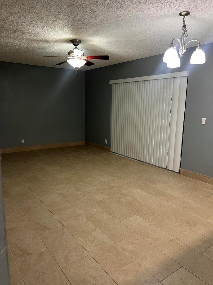 1661 E Balfour Point Drive, West Palm Beach FL 33411 photo 4