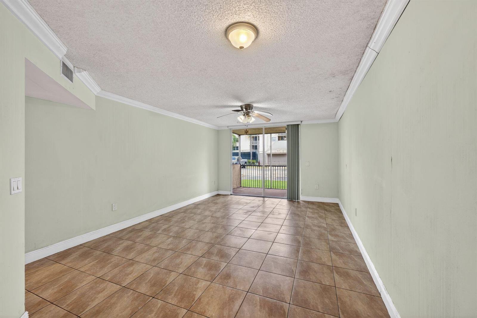 8373 Lake Drive # 101, Doral FL 33166 photo 2