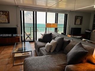 2625 COLLINS AV # 1403, Miami Beach FL 33140 photo 2