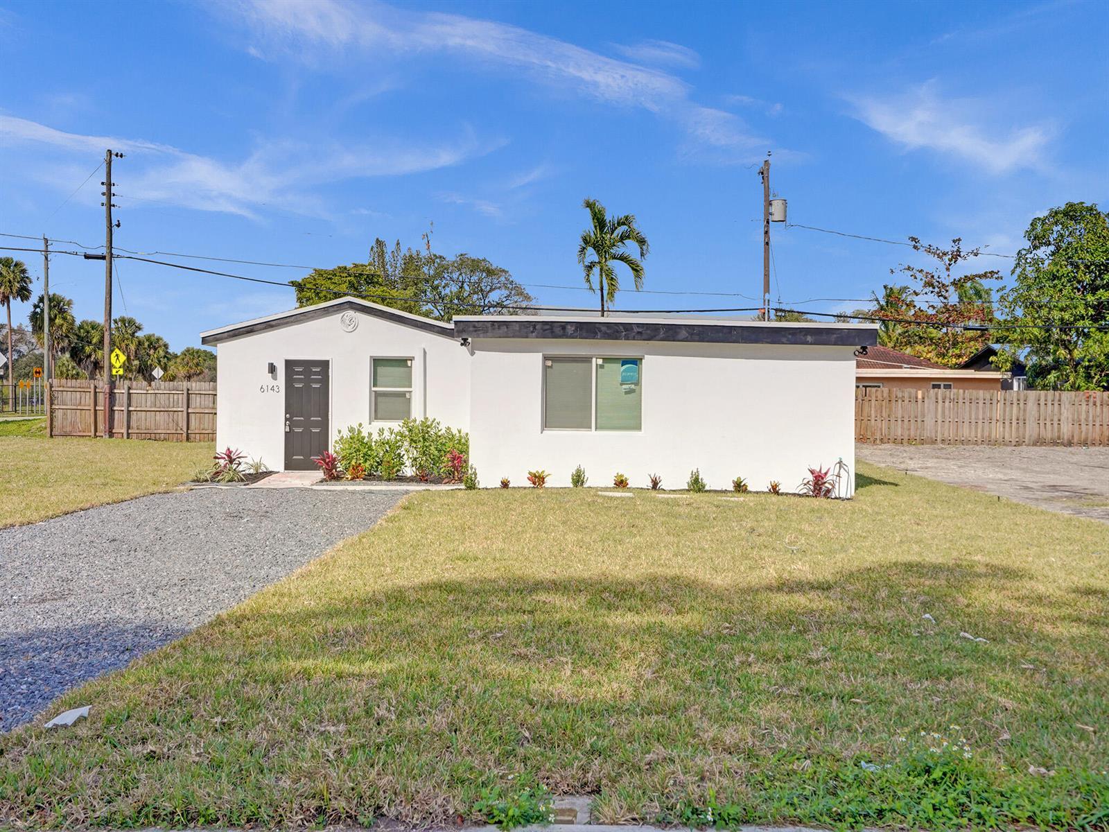 6143 SW 40th Street, Miramar FL 33023 photo 2