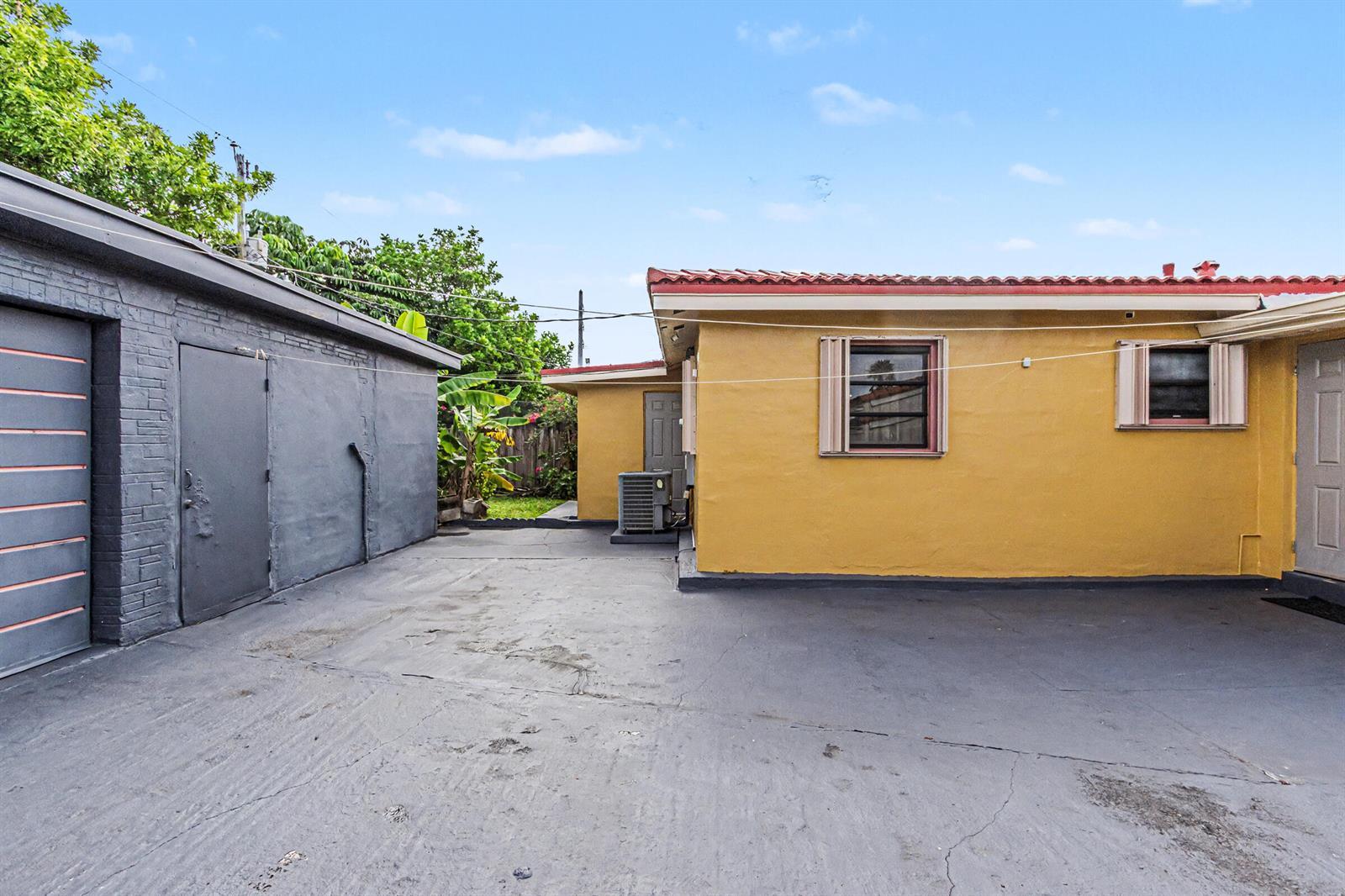 6417 SW 23rd Street, Miramar FL 33023 photo 5