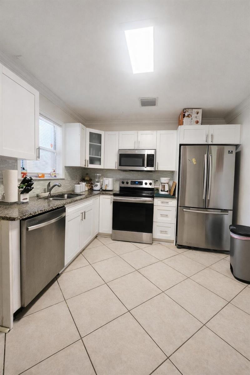 2018 S 10th Street # C, Fort Pierce FL 34950 photo 5