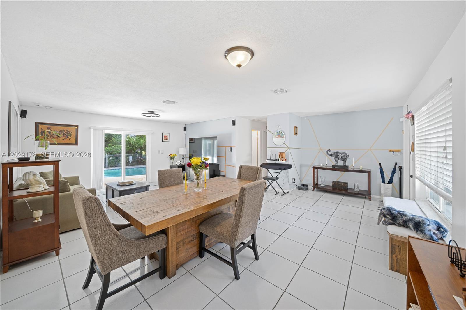 7715 SW 9th St, North Lauderdale FL 33068 photo 5