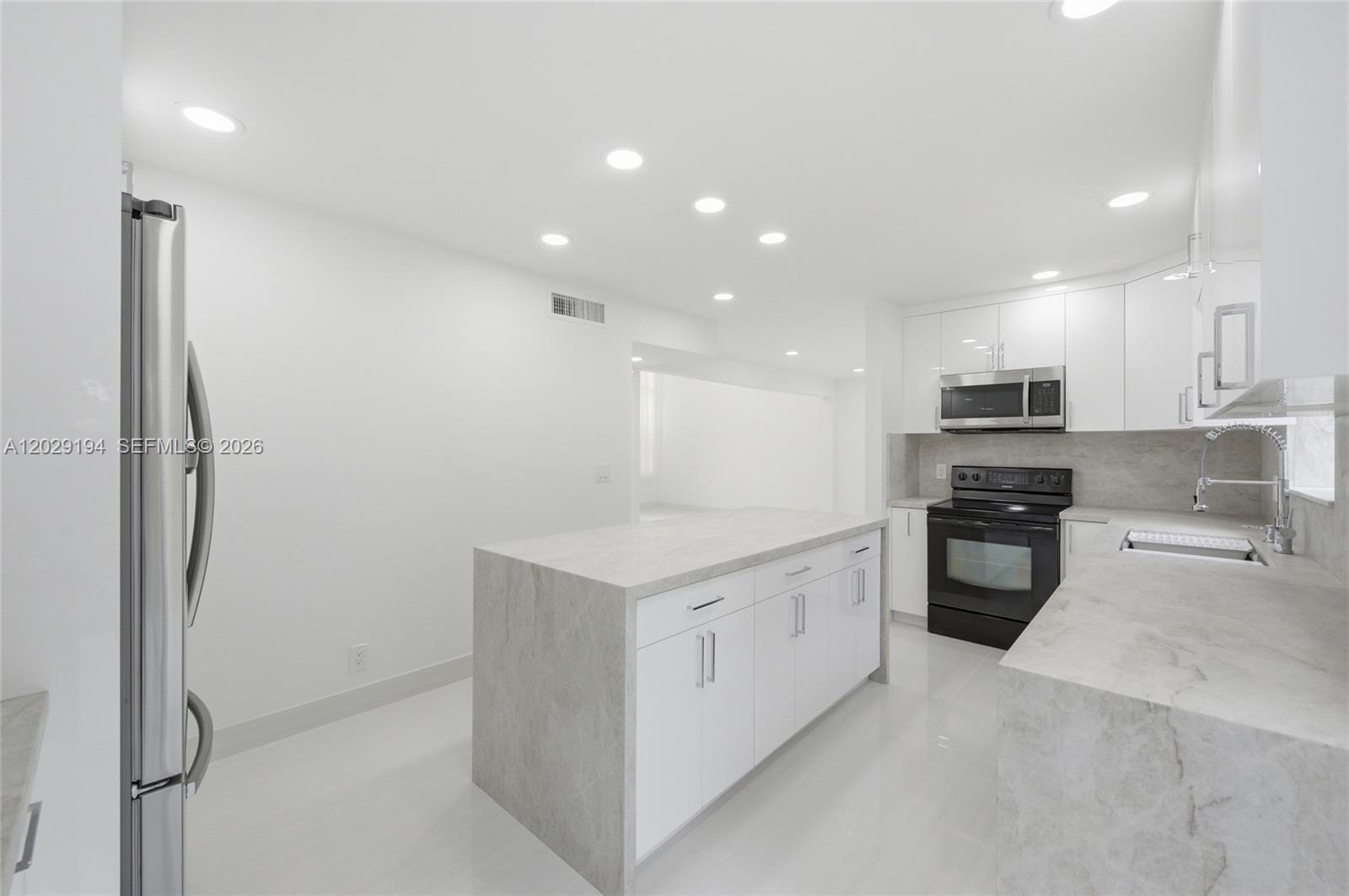 22384 Thousand Pines Ln, Boca Raton FL 33428 photo 5