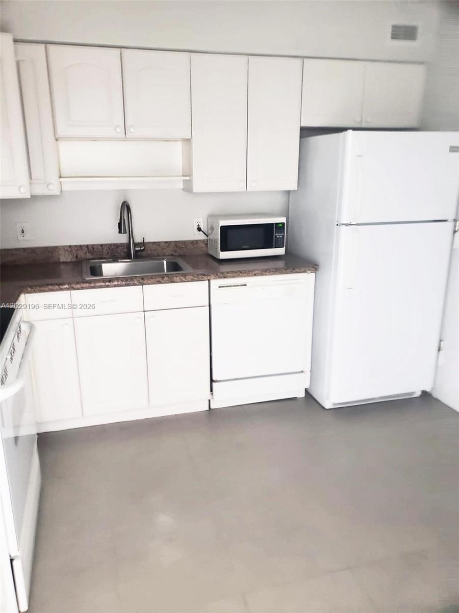 5161 Collins Ave # 1709, Miami Beach FL 33140 photo 4