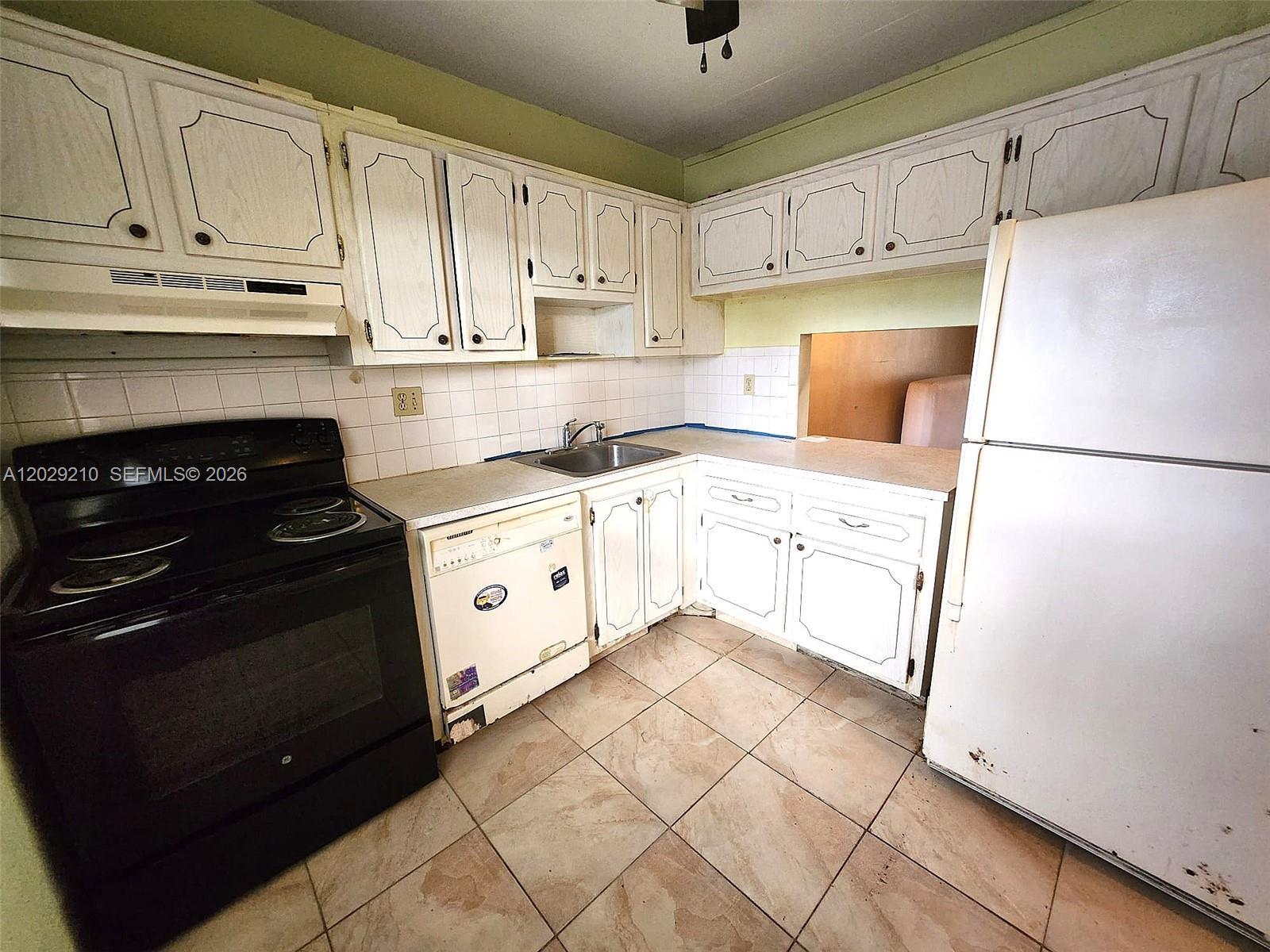 7787 Golf Circle Drive # 109, Margate FL 33063 photo 4