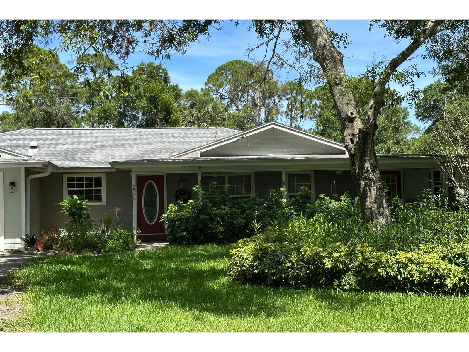 2725 47th Avenue, Vero Beach FL 32966 photo 2
