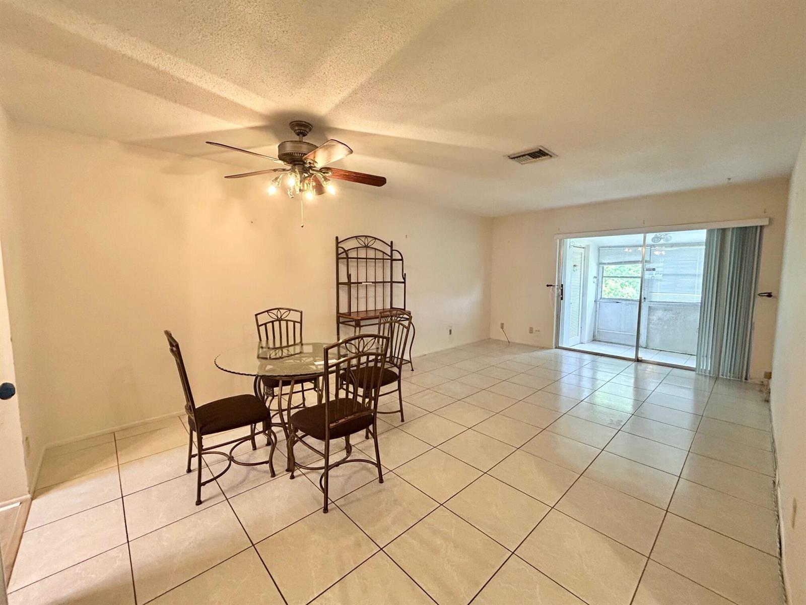 2854 E Ashley Dr Drive E # B, West Palm Beach FL 33415 photo 5
