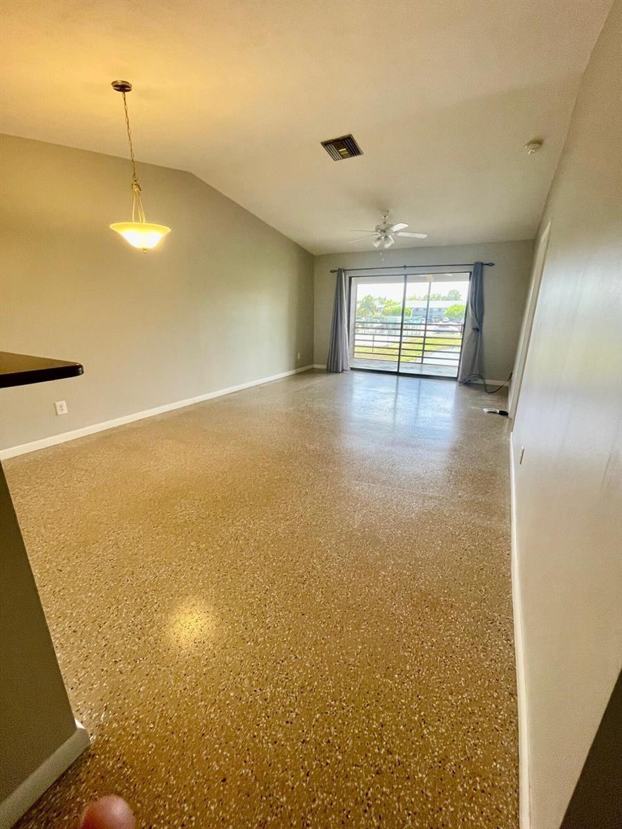 1271 SE Parkview Place # H8, Stuart FL 34994 photo 5