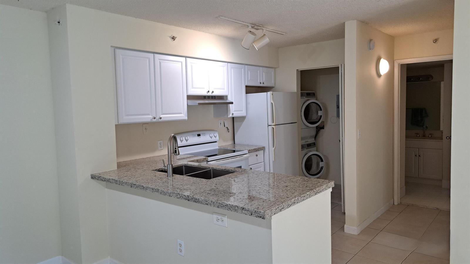 7808 Sonoma Springs Circle # 108, Lake Worth FL 33463 photo 2