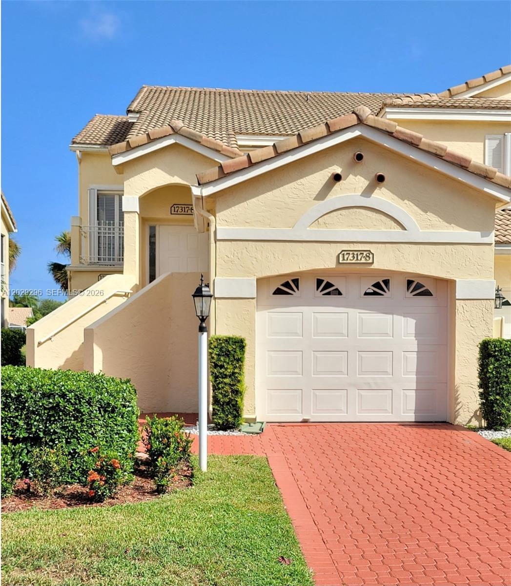 17317 Boca Club Blvd # 8, Boca Raton FL 33487