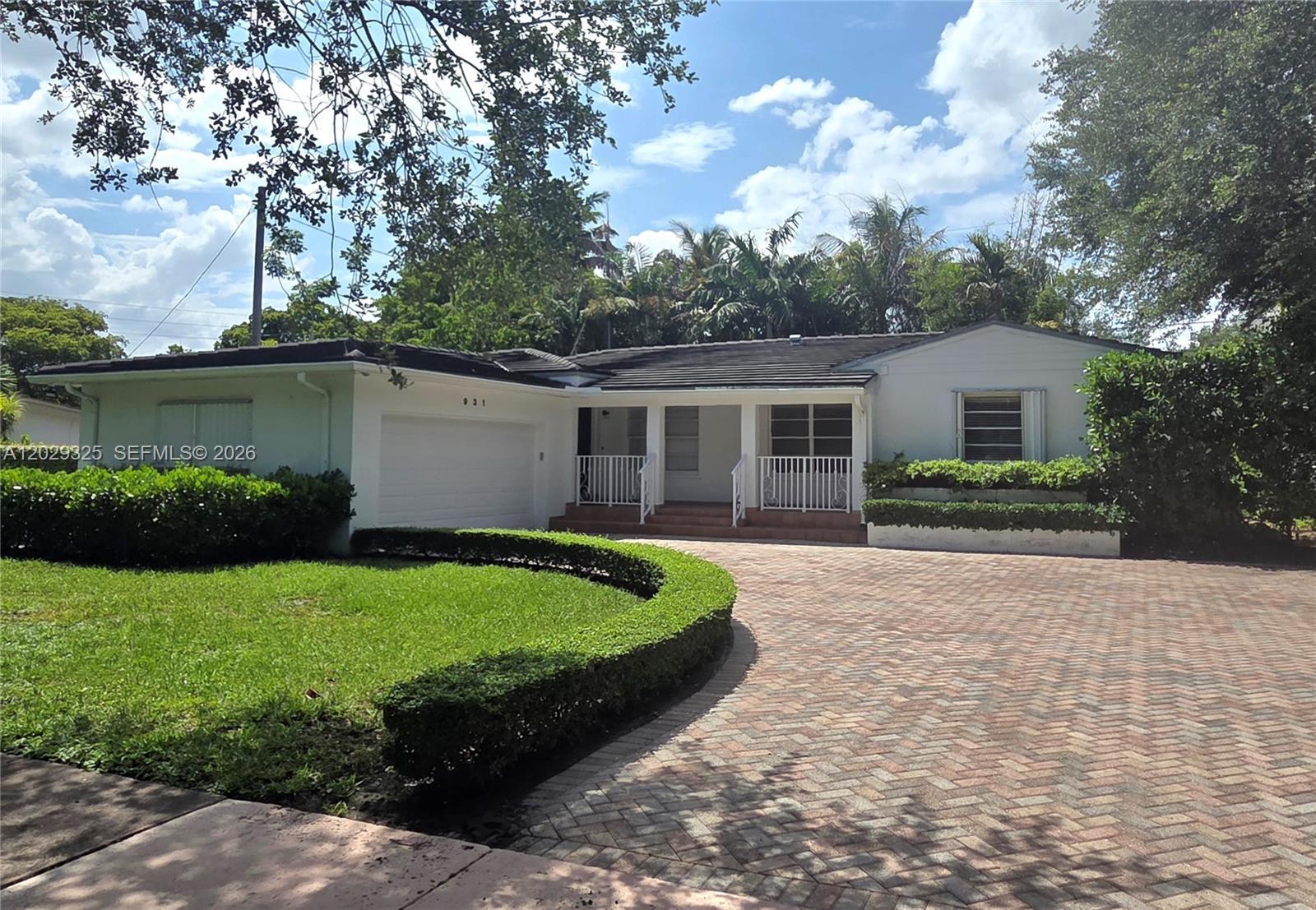 931 Placetas Ave, Coral Gables FL 33146