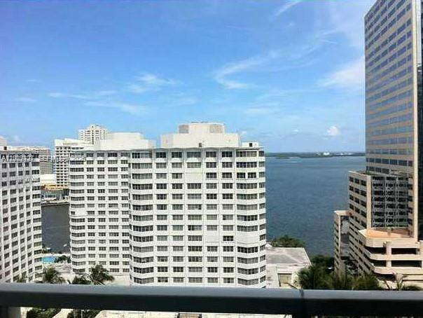951 Brickell Ave # 1808, Miami FL 33131 photo 2