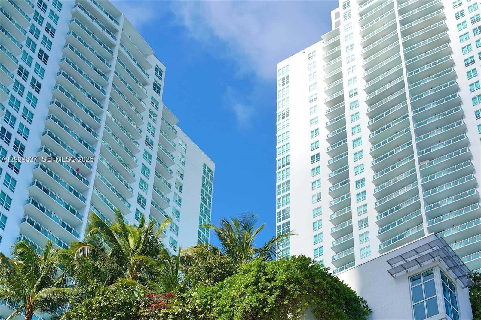 951 Brickell Ave # 1808, Miami FL 33131