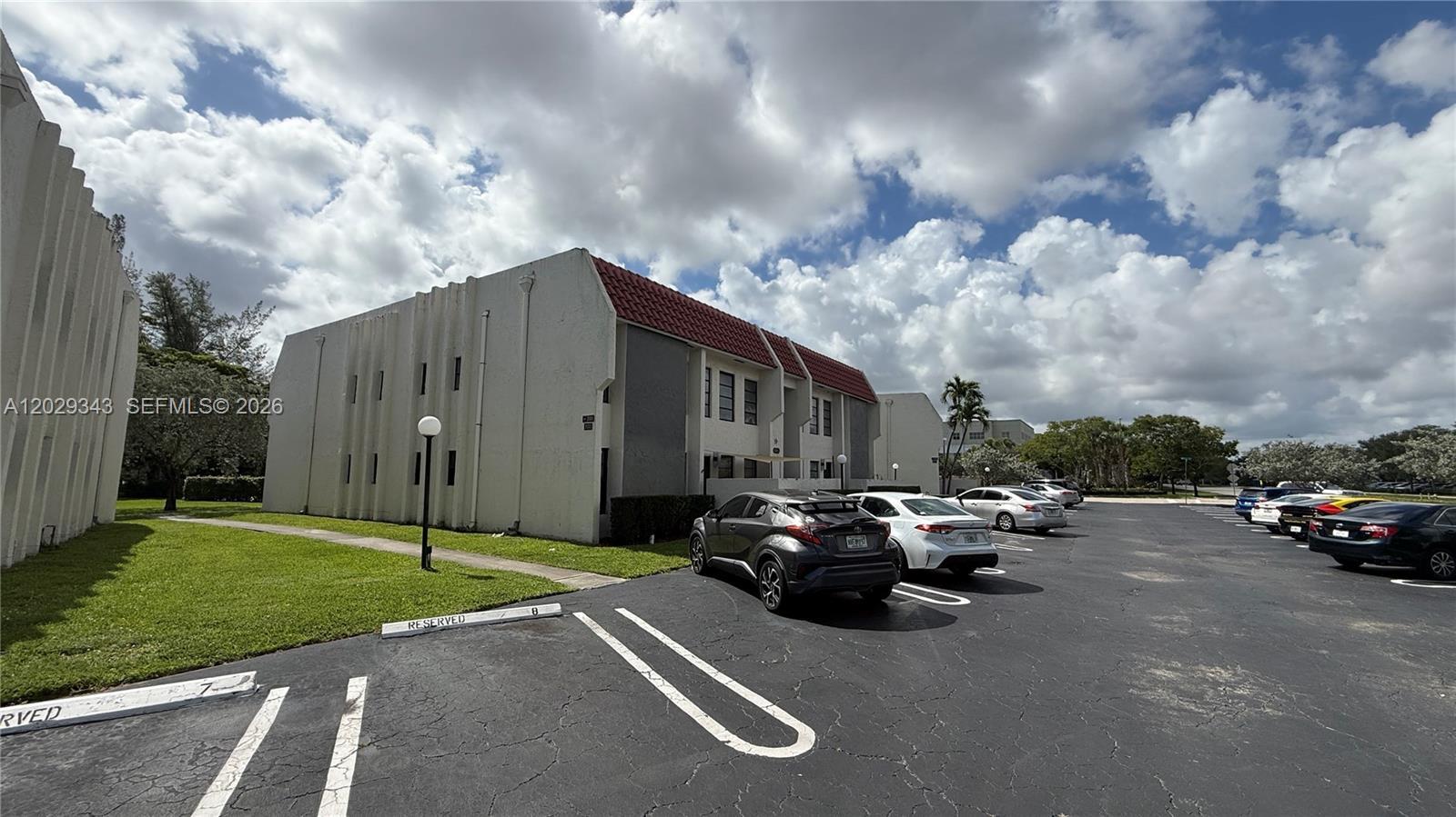 3199 Coral Hills Dr # 3, Coral Springs FL 33065 photo 2