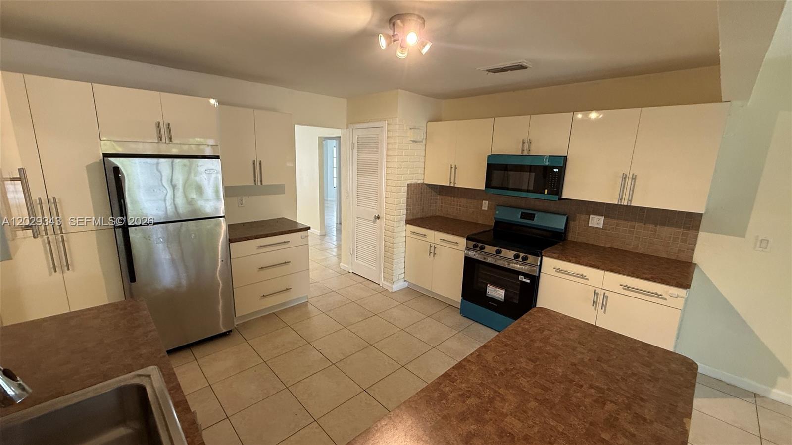 3199 Coral Hills Dr # 3, Coral Springs FL 33065 photo 3