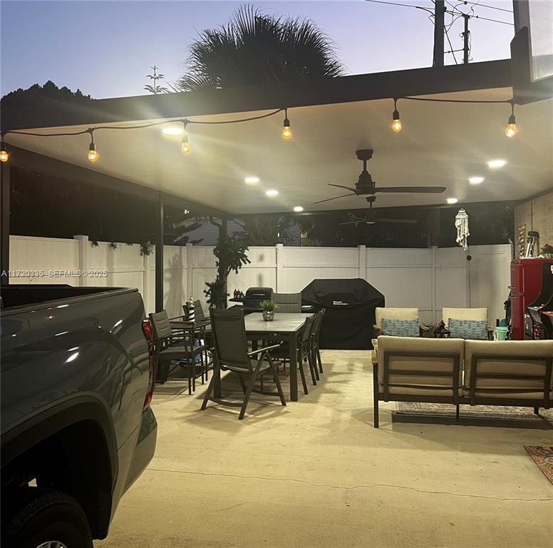 8564 SW 15th Court, Davie FL 33324 photo 4