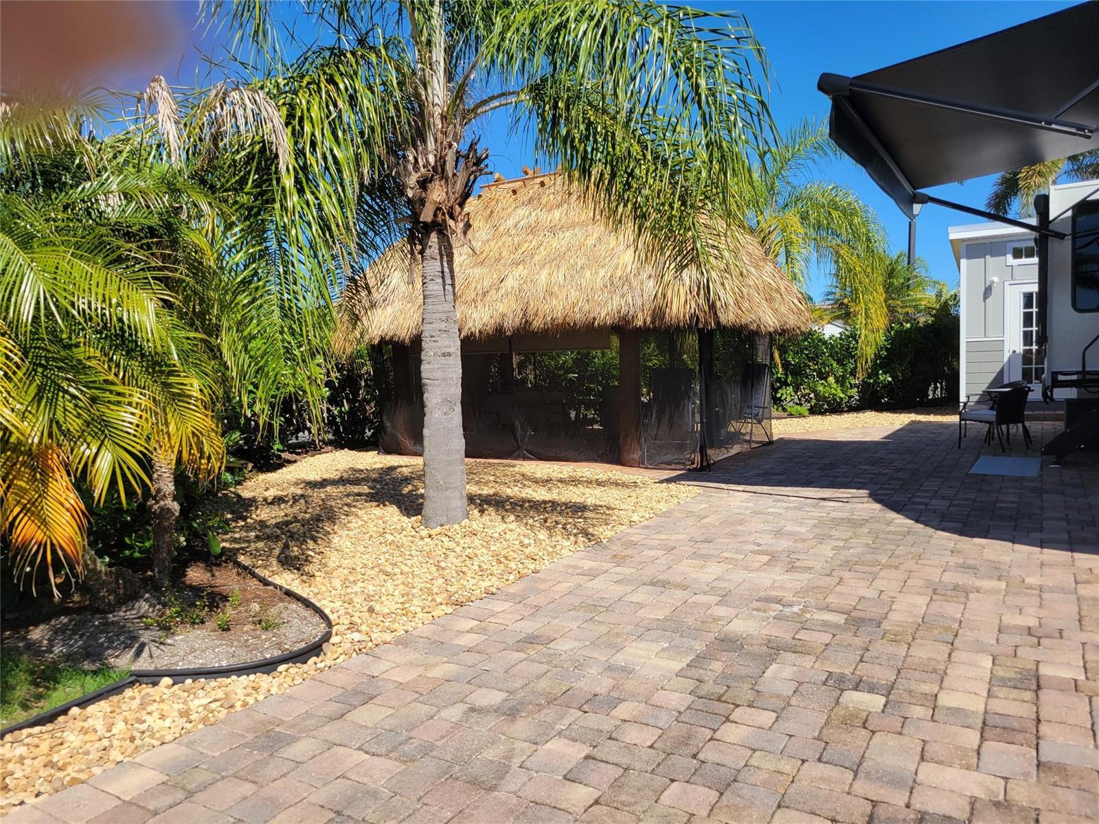 545 SW 40th Cove, Okeechobee FL 34974 photo 2