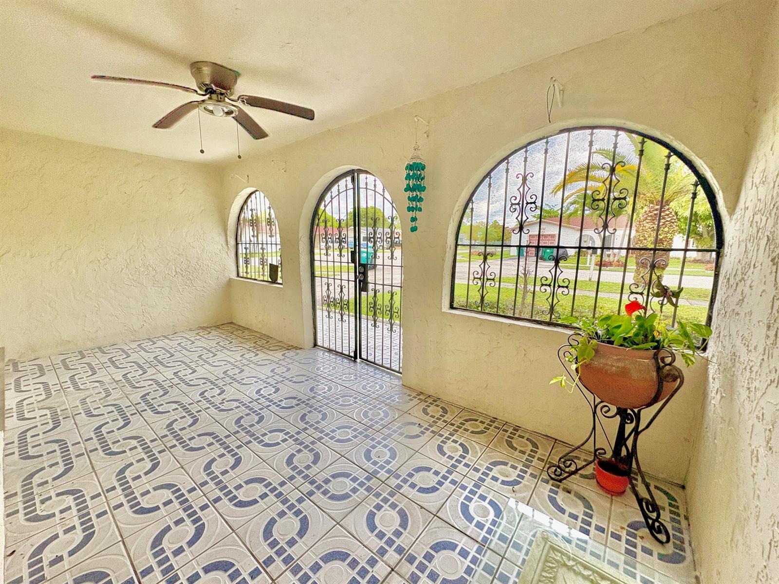 10774 SW 175th Terrace, Miami FL 33157 photo 3