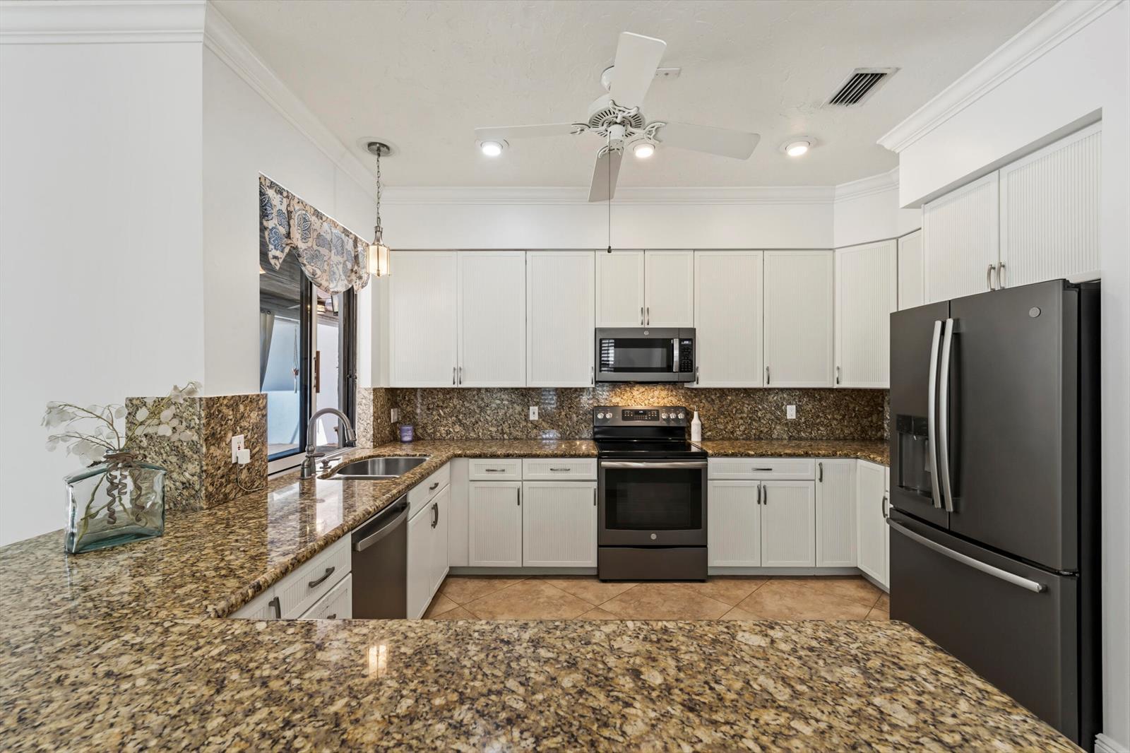 15591 Milan Court, Wellington FL 33414 photo 5