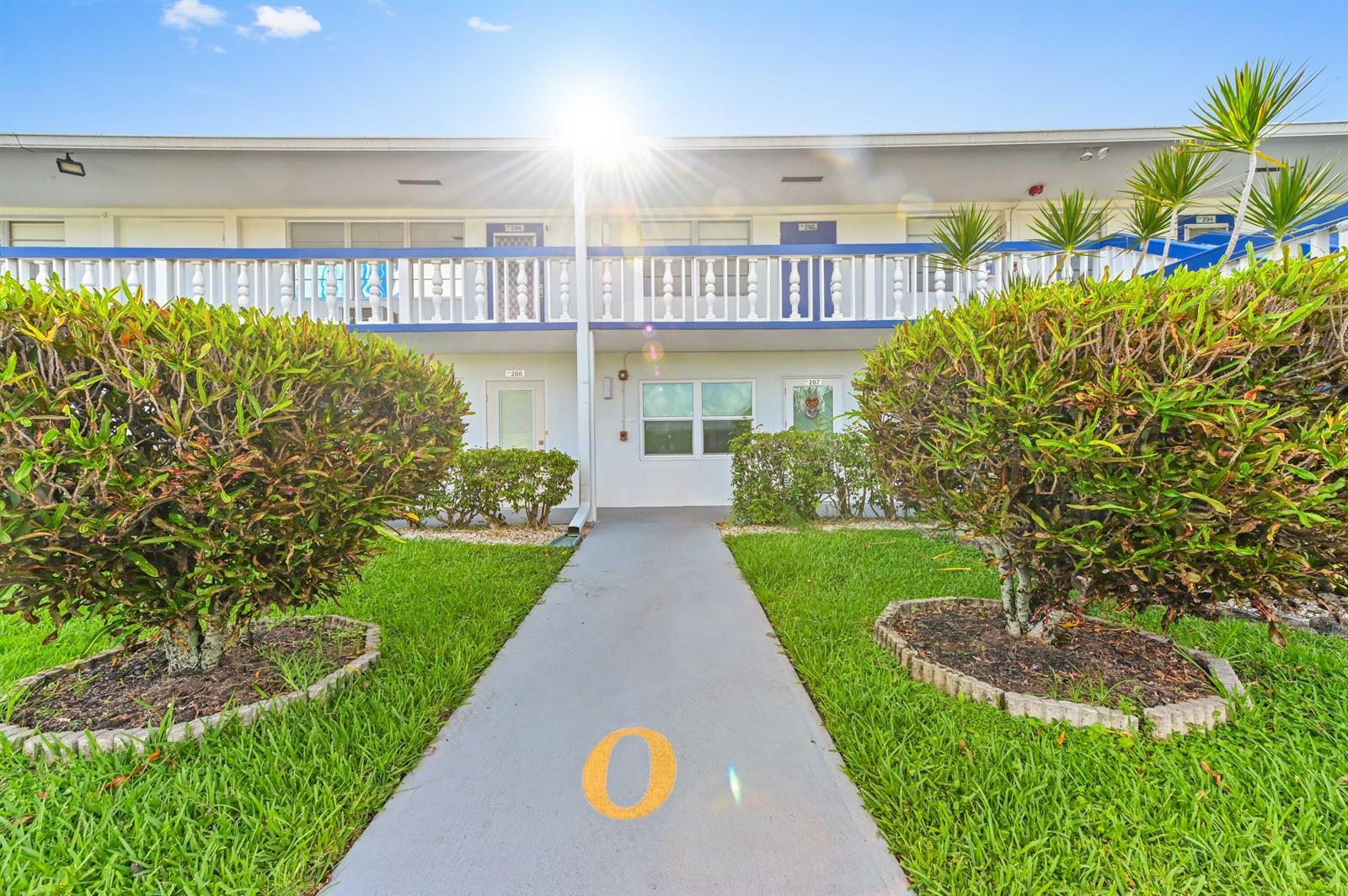 294 Prescott O, Deerfield Beach FL 33442 photo 2