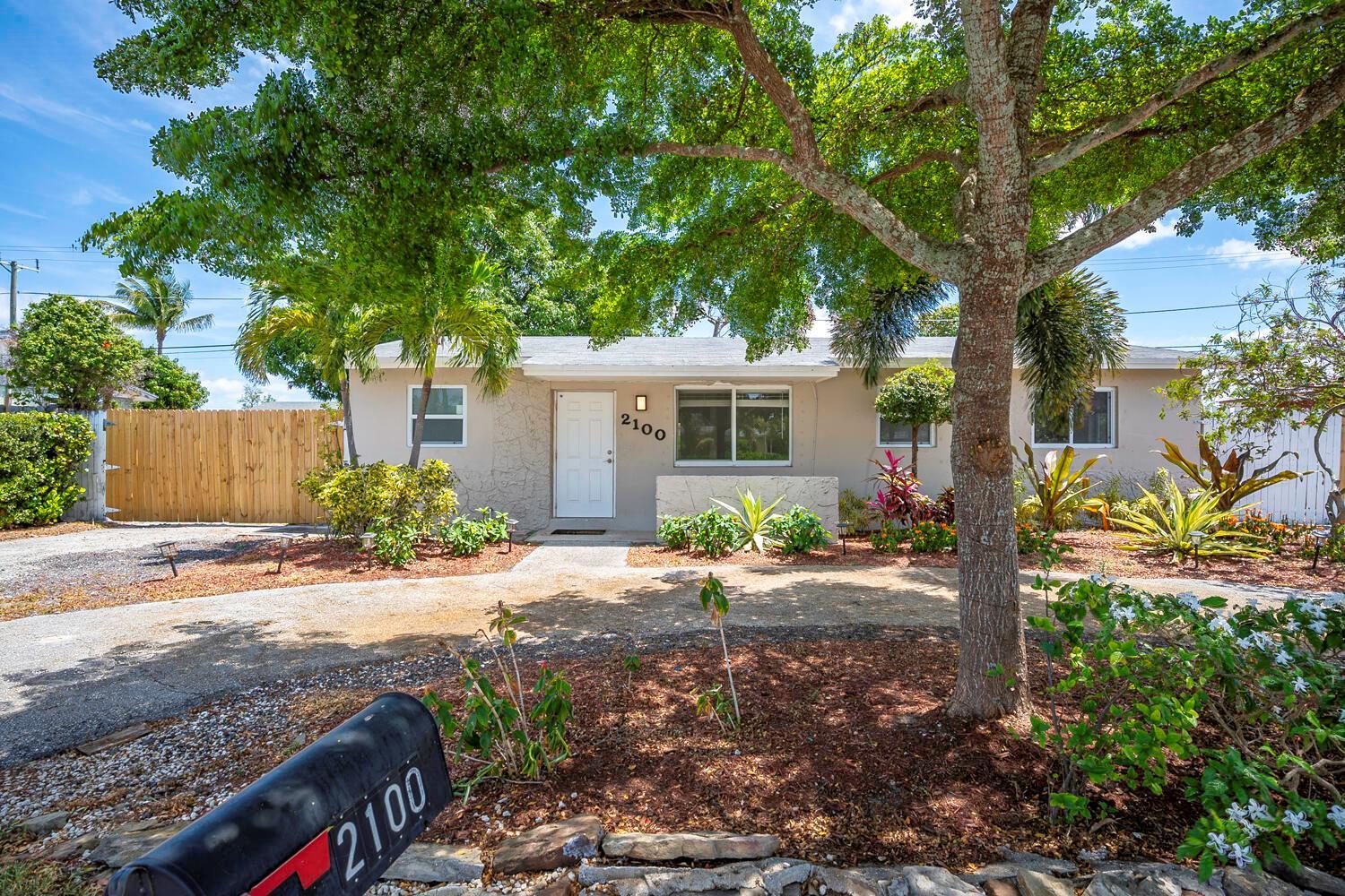2100 N Seacrest Boulevard, Boynton Beach FL 33435 photo 3