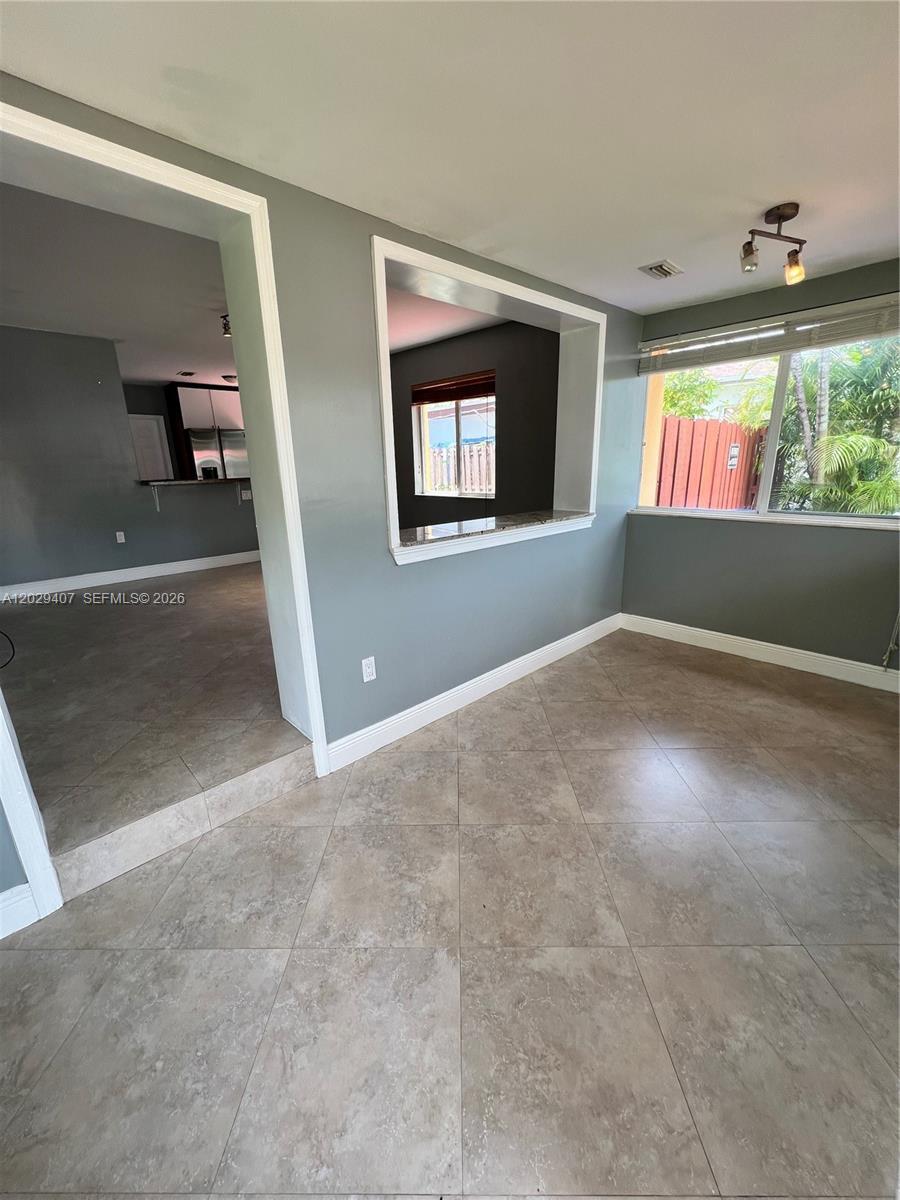2502 Dewey St, Hollywood FL 33020 photo 3