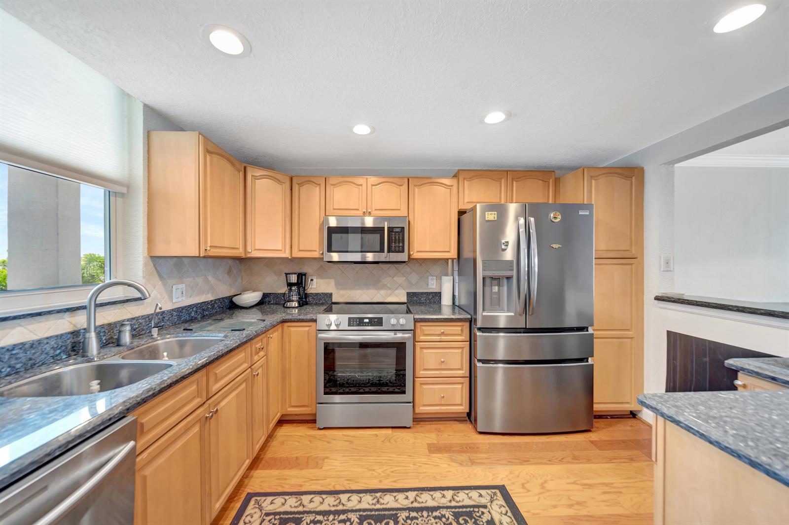 3100 NE 49 Street # 403, Fort Lauderdale FL 33308 photo 4