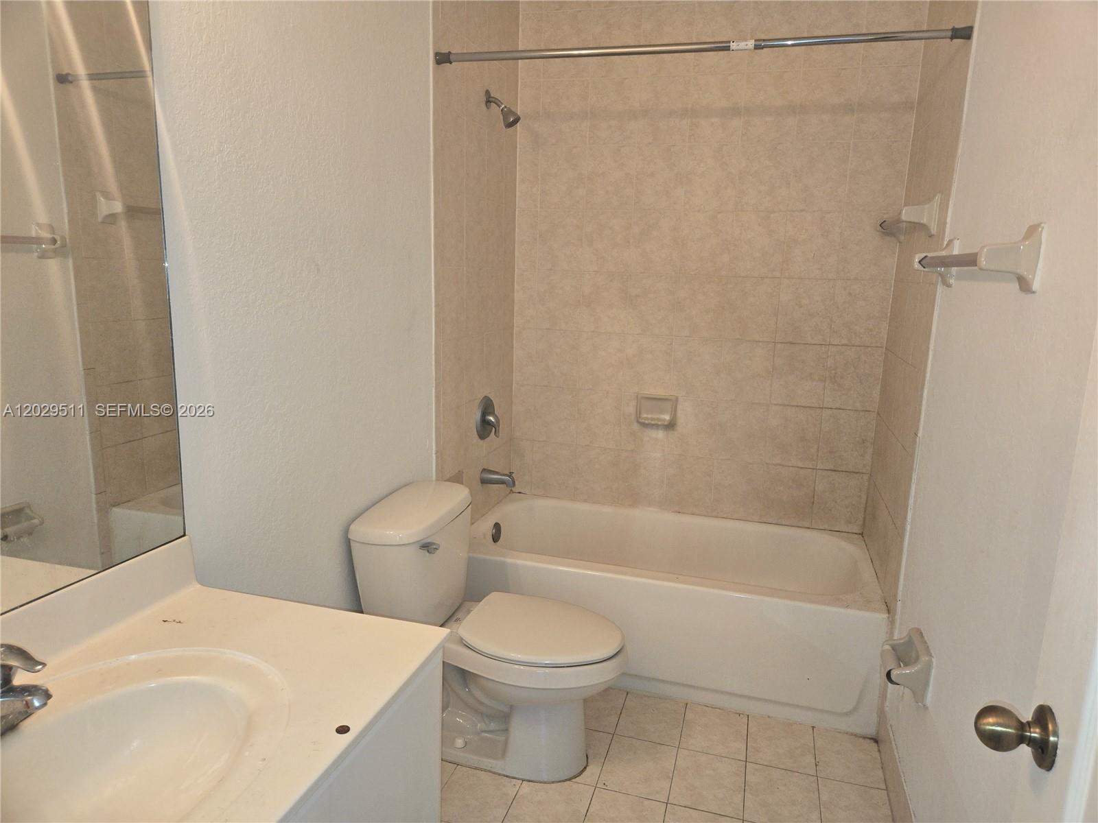 1658 SE 28th Ct # 202, Homestead FL 33035 photo 5