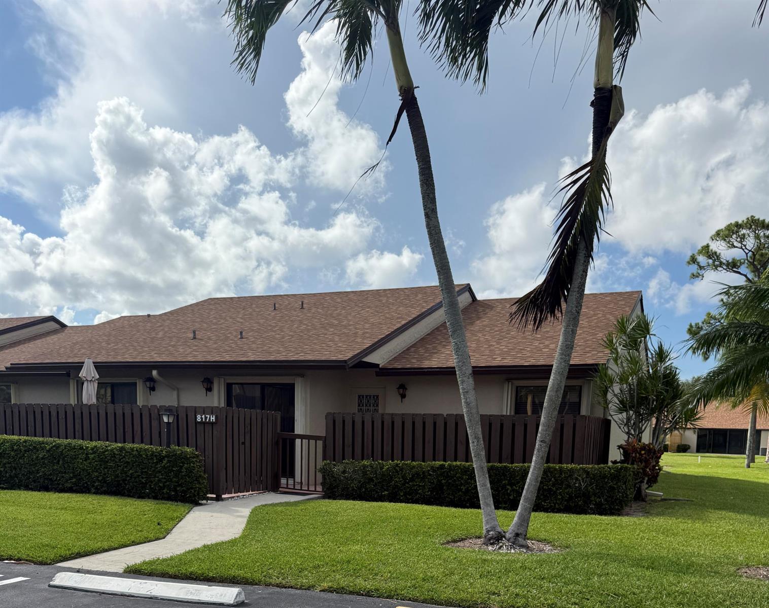 817 Sky Pine Way # H, FL 33415
