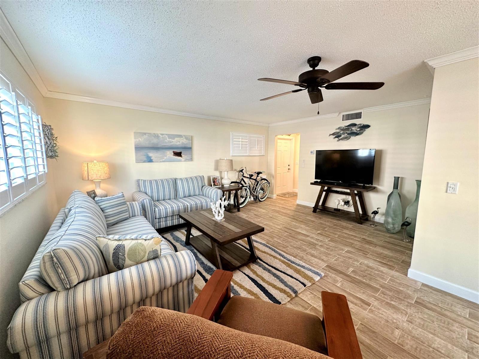 18 Colonial Club Drive # 104, Boynton Beach FL 33435 photo 5