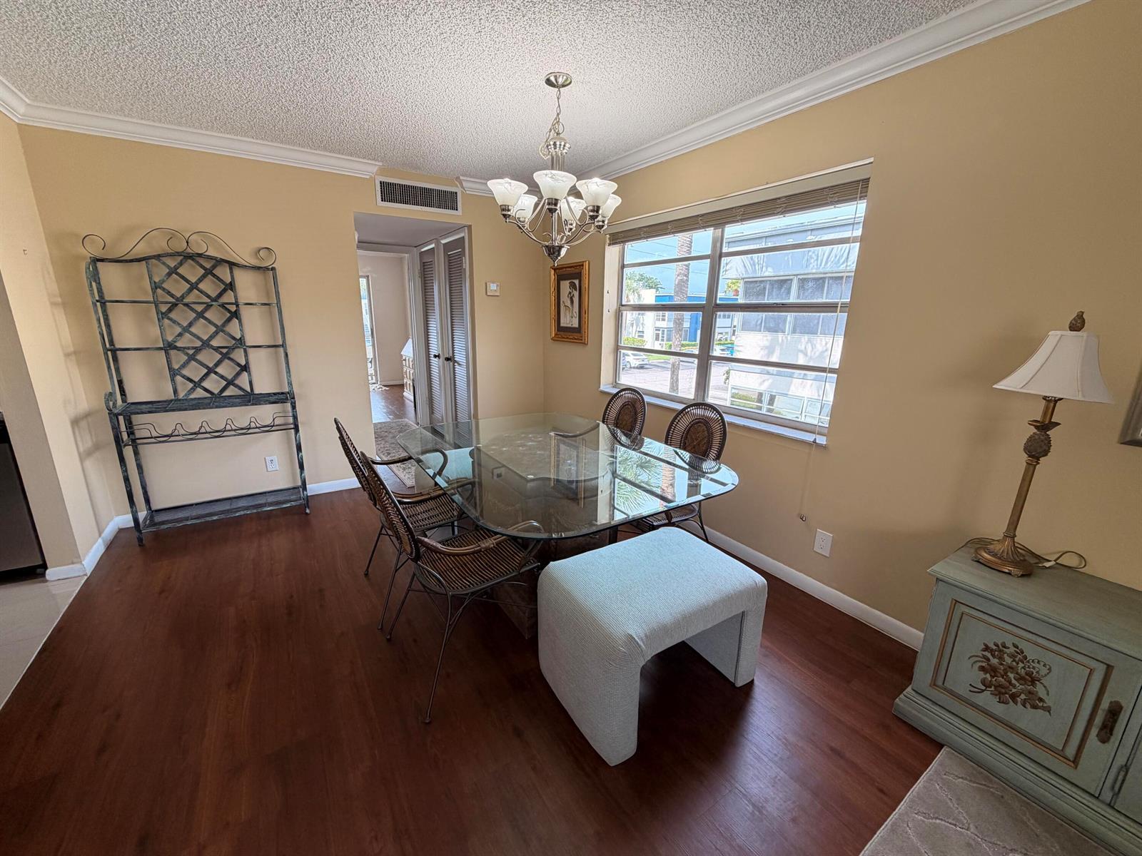 569 Normandy L, Delray Beach FL 33484 photo 4