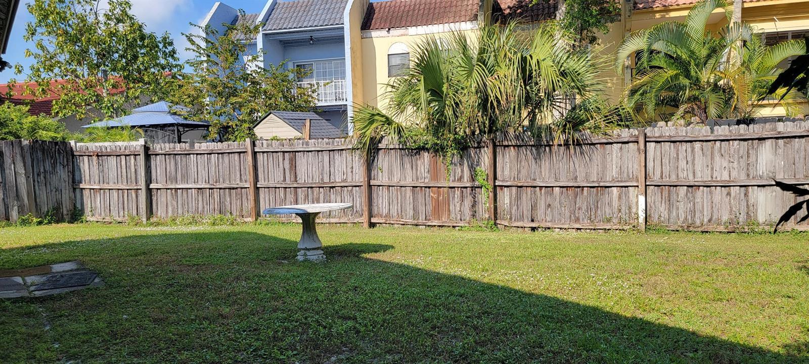 12738 Peconic Court, Wellington FL 33414 photo 2