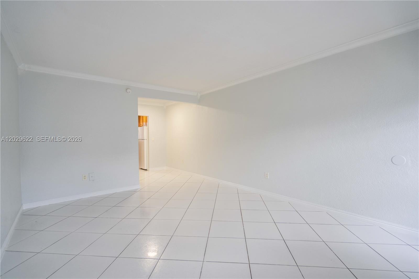 7640 Carlyle Ave # 9B, Miami Beach FL 33141 photo 3