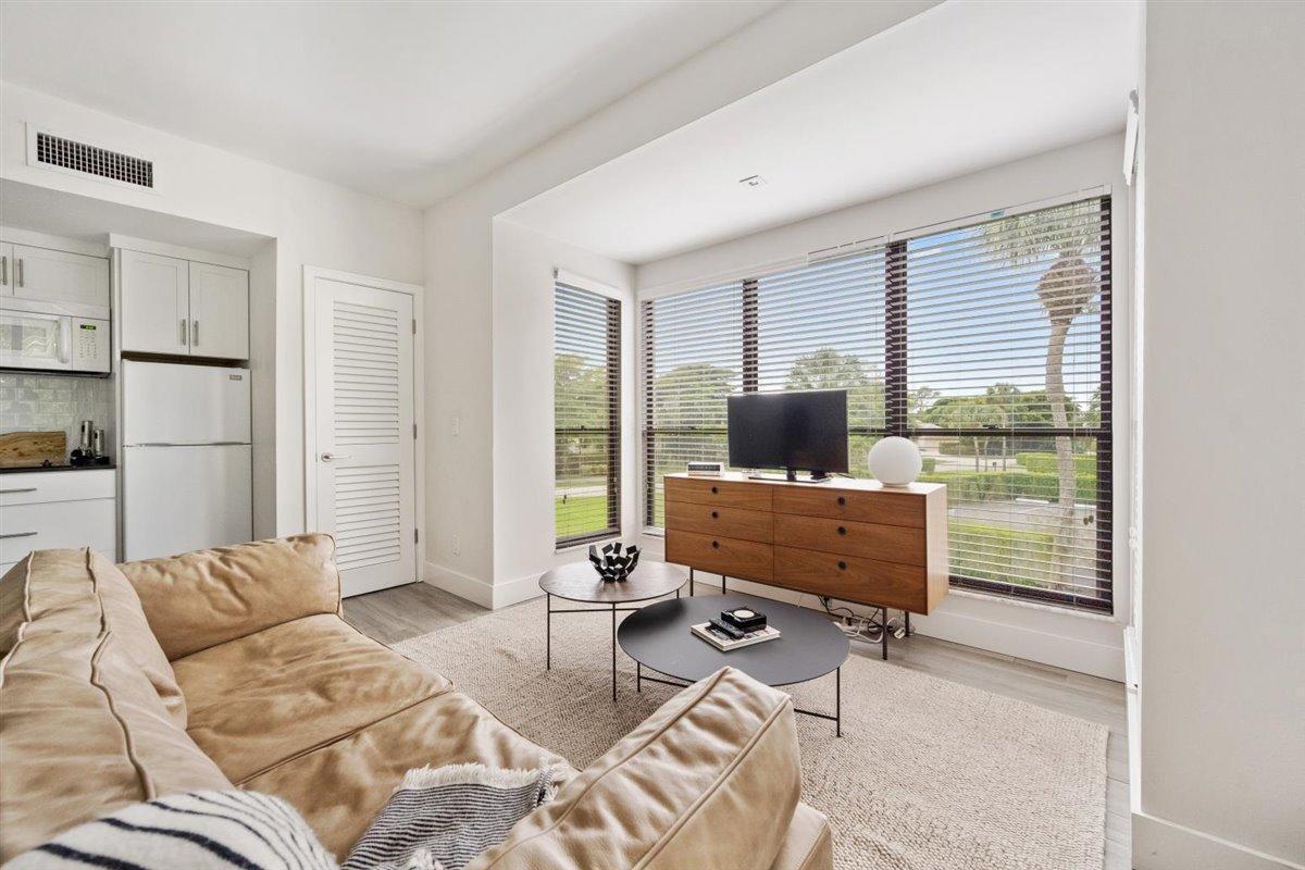 11818 Pebblewood Drive # D201, Wellington FL 33414 photo 5