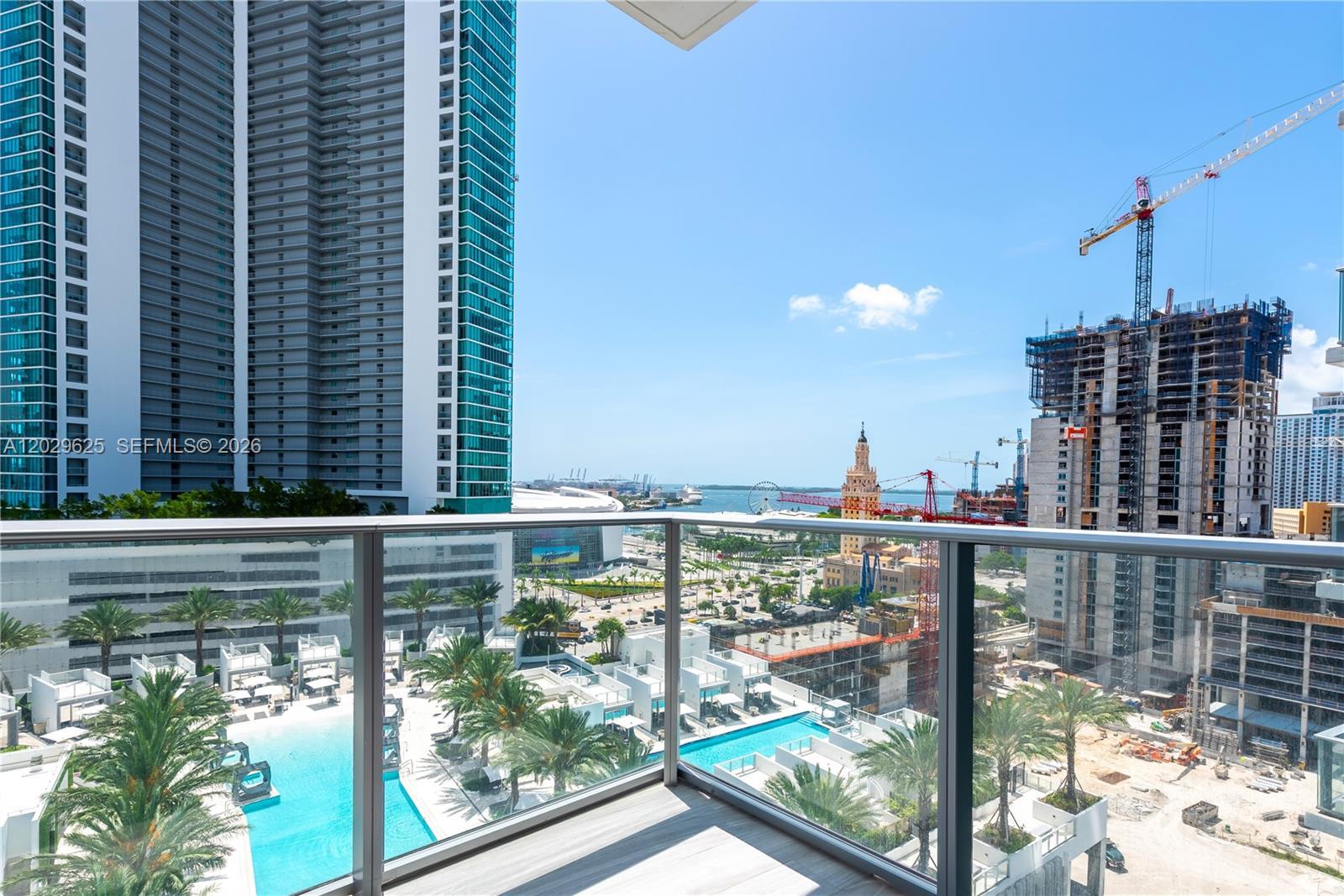 851 NE 1st Ave # 1705, Miami FL 33132 photo 3