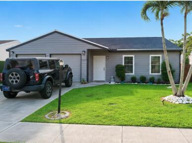 5223 W Canal Cir Circle W, Lake Worth FL 33467